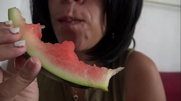 Horny French Amateur Milf Wats Juicy Watermelon