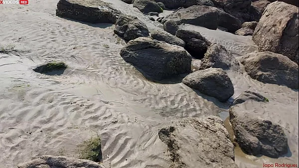 FUI NA PRAIA COM MEU AMIGO  E ACABEI TRANSANDO COM ELE ( video completo xvideos RED) Lipe Louco