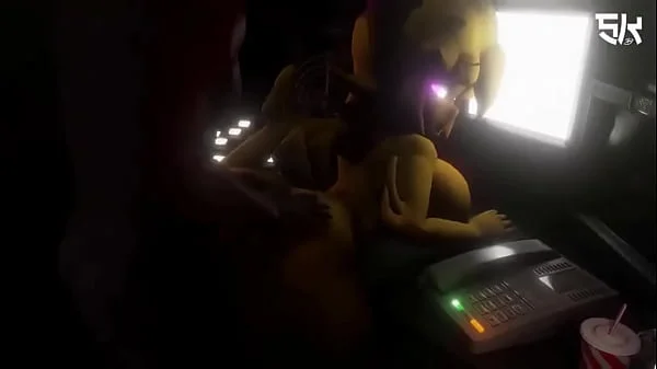 Fucking chica hard while Ignoring phone